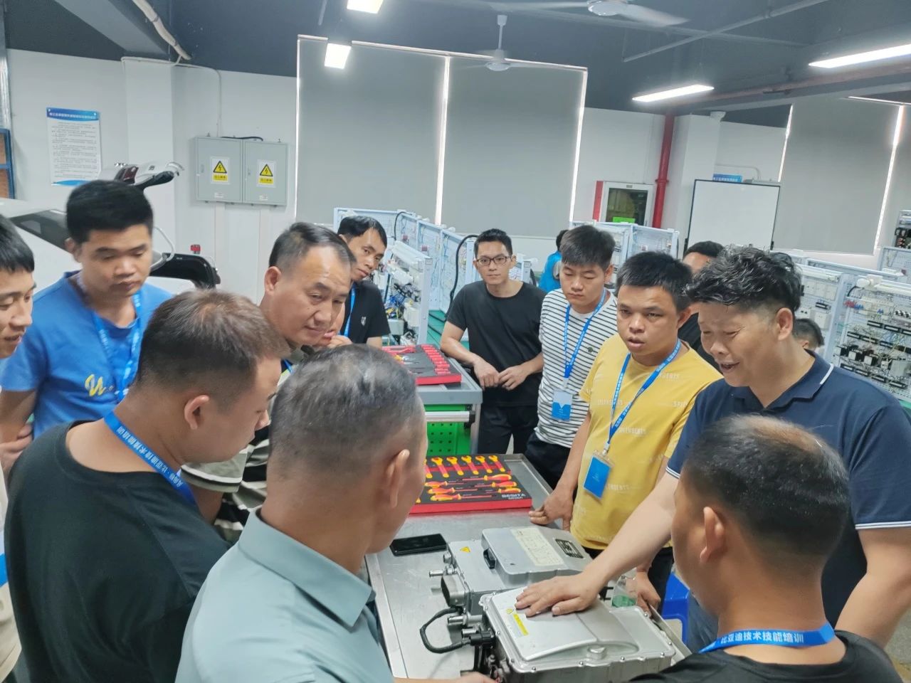 深圳風向標教育資源股份有限公司 深圳風向標教育資源股份有限公司