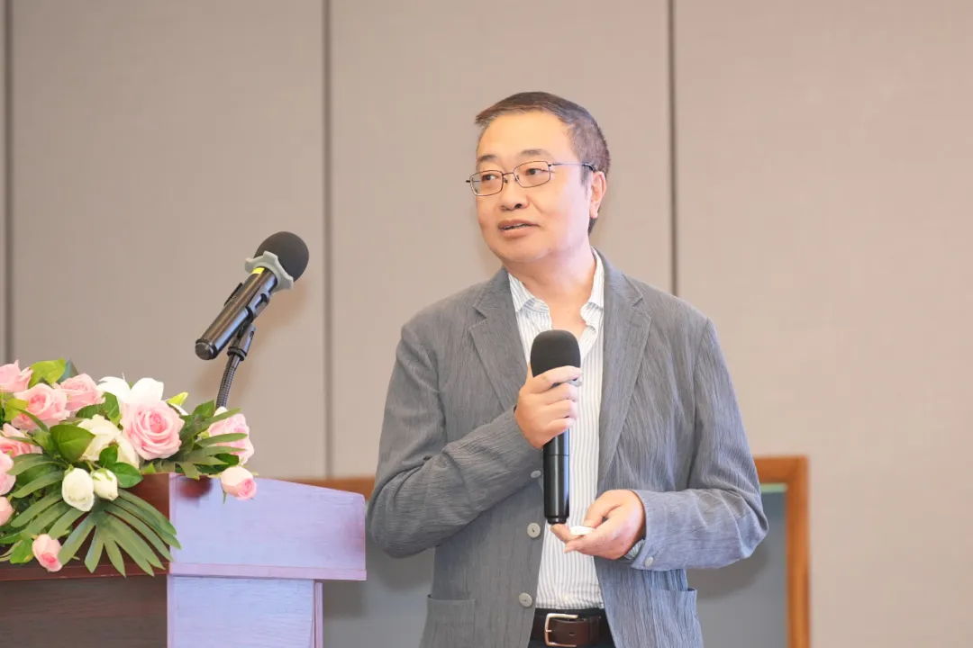 深圳風(fēng)向標(biāo)教育資源股份有限公司 深圳風(fēng)向標(biāo)教育資源股份有限公司